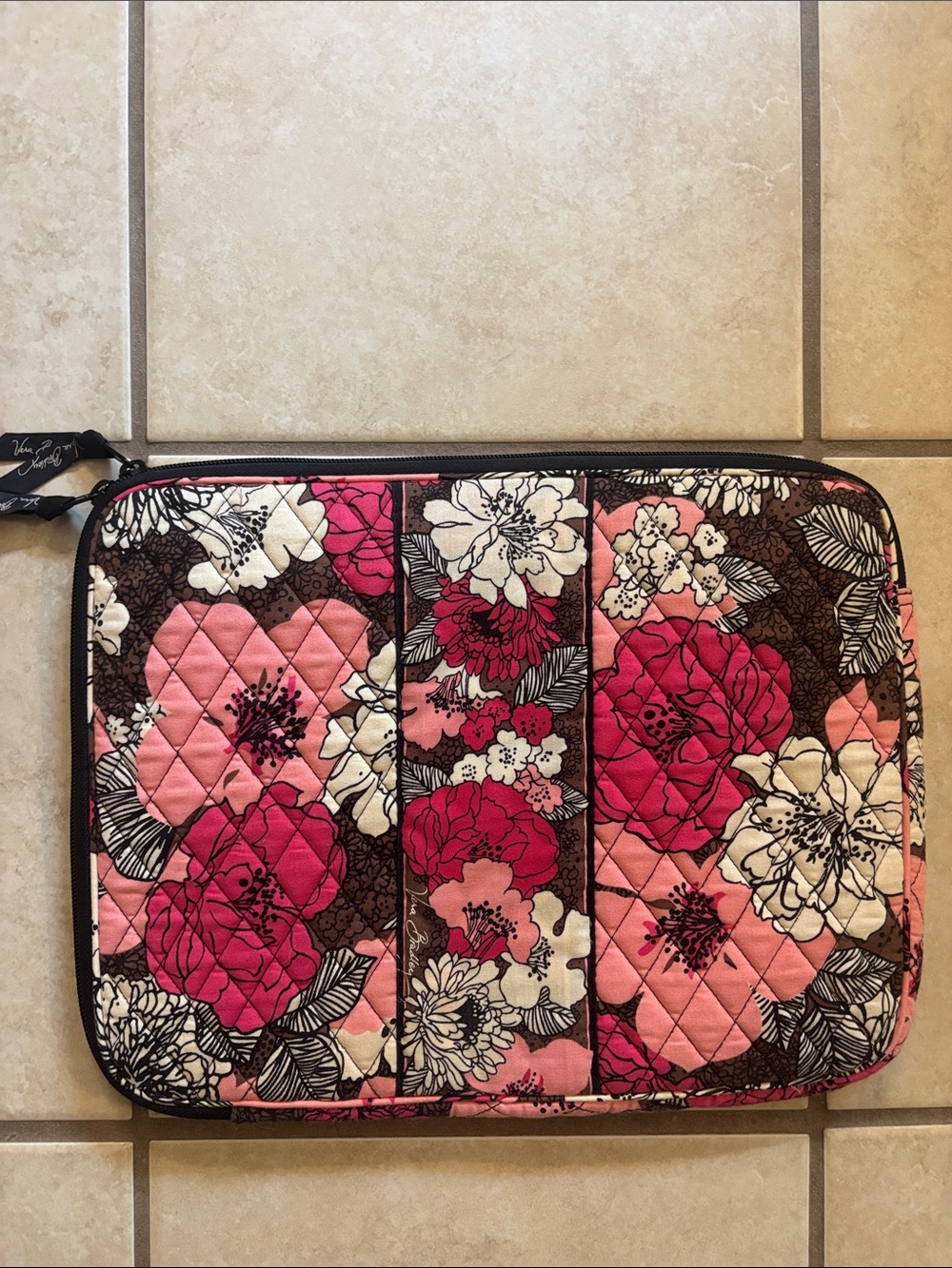 Vera Bradley Pink Floral Quilted Laptop Sleeve in pink and Cream